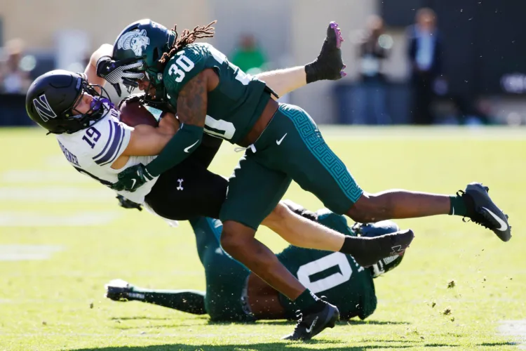 Kleather kicks three field goals in No. 25 Northwestern's 24-21 win over Michigan State